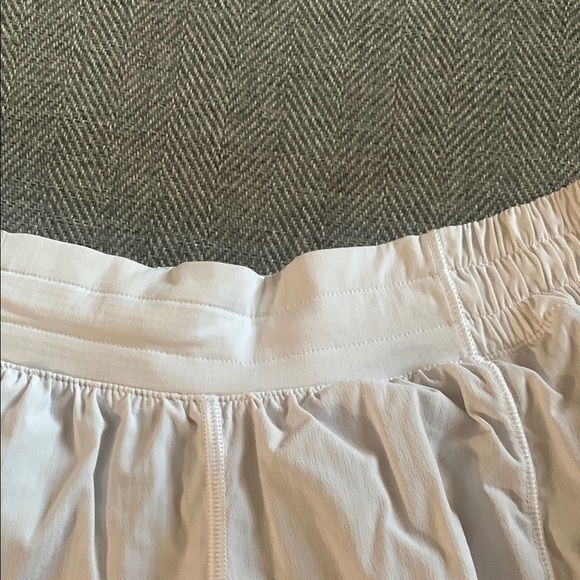 Lululemon Athletica White Athletic Shorts Lightweight Design - Picture 5 of 5